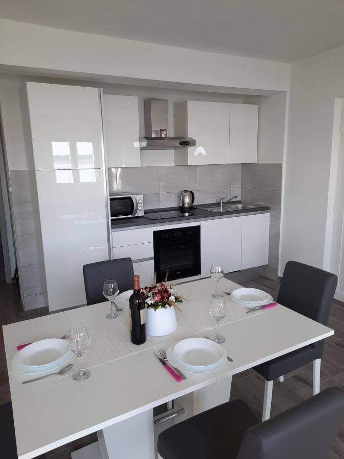 Apartmani Antea Starigrad Paklenica Exterior foto