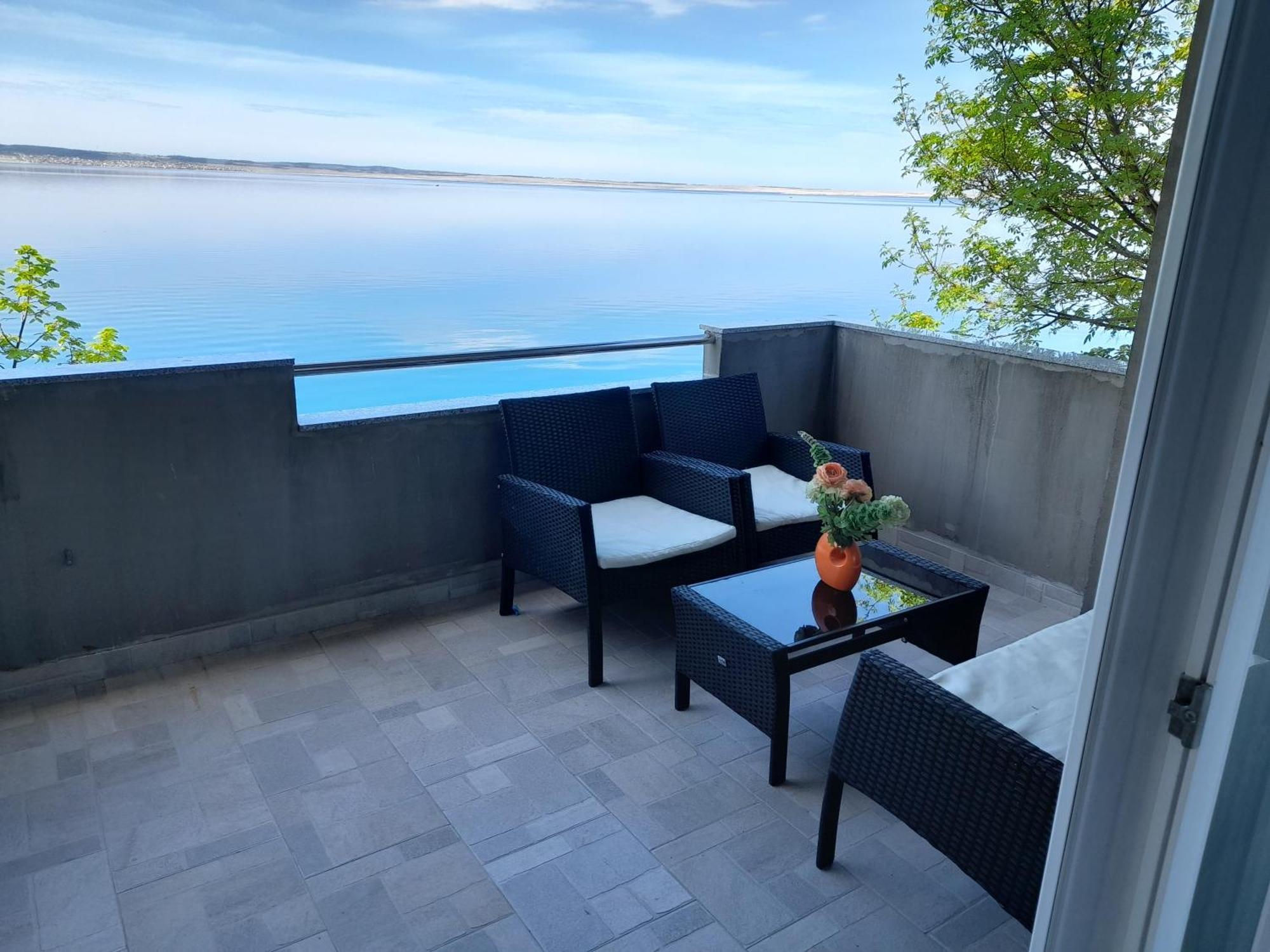 Apartmani Antea Starigrad Paklenica Zimmer foto